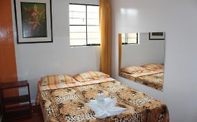 Hostal los Girasoles